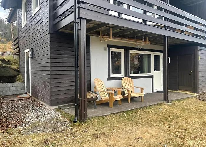 Ski Inn/Out - 4-Room Apartment W/3 Bedroom