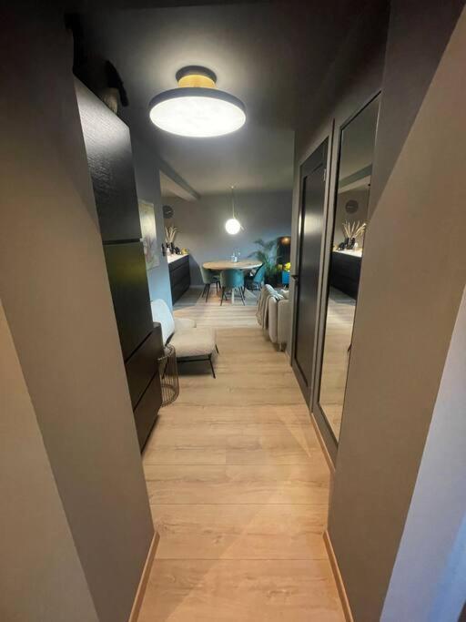Inn/out - 4-room W/3 Bedroom