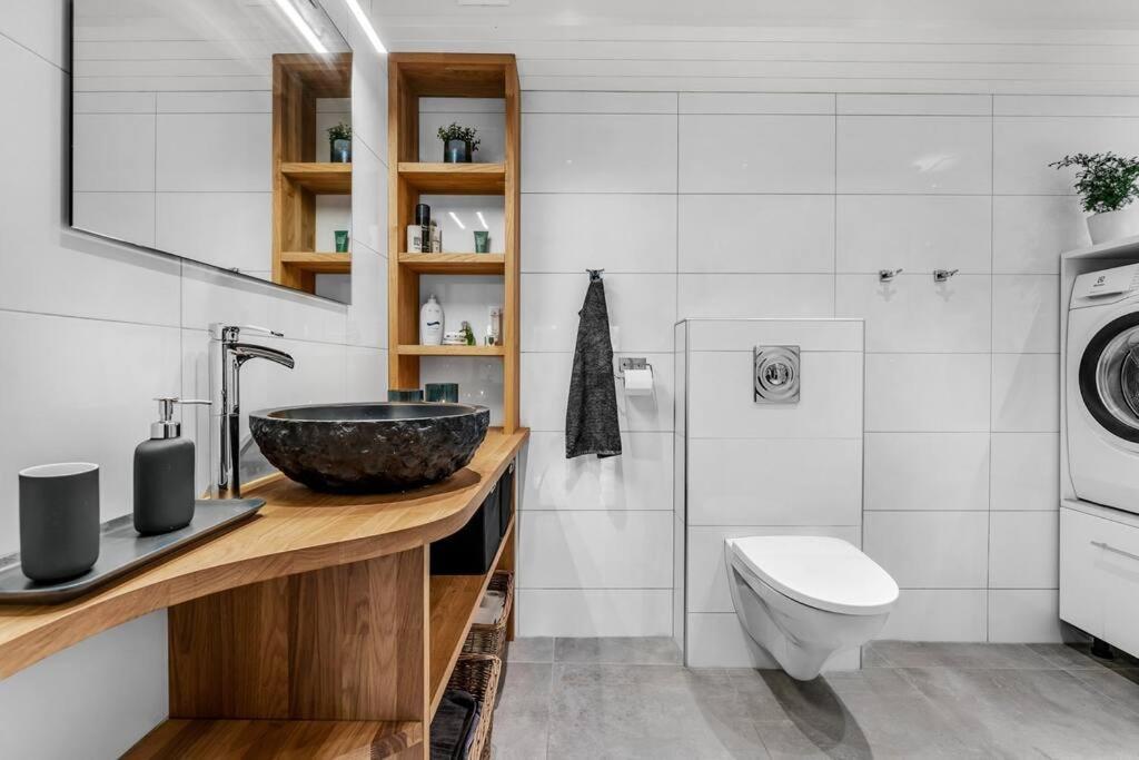 Inn/out - 4-room W/3 Bedroom Appartement