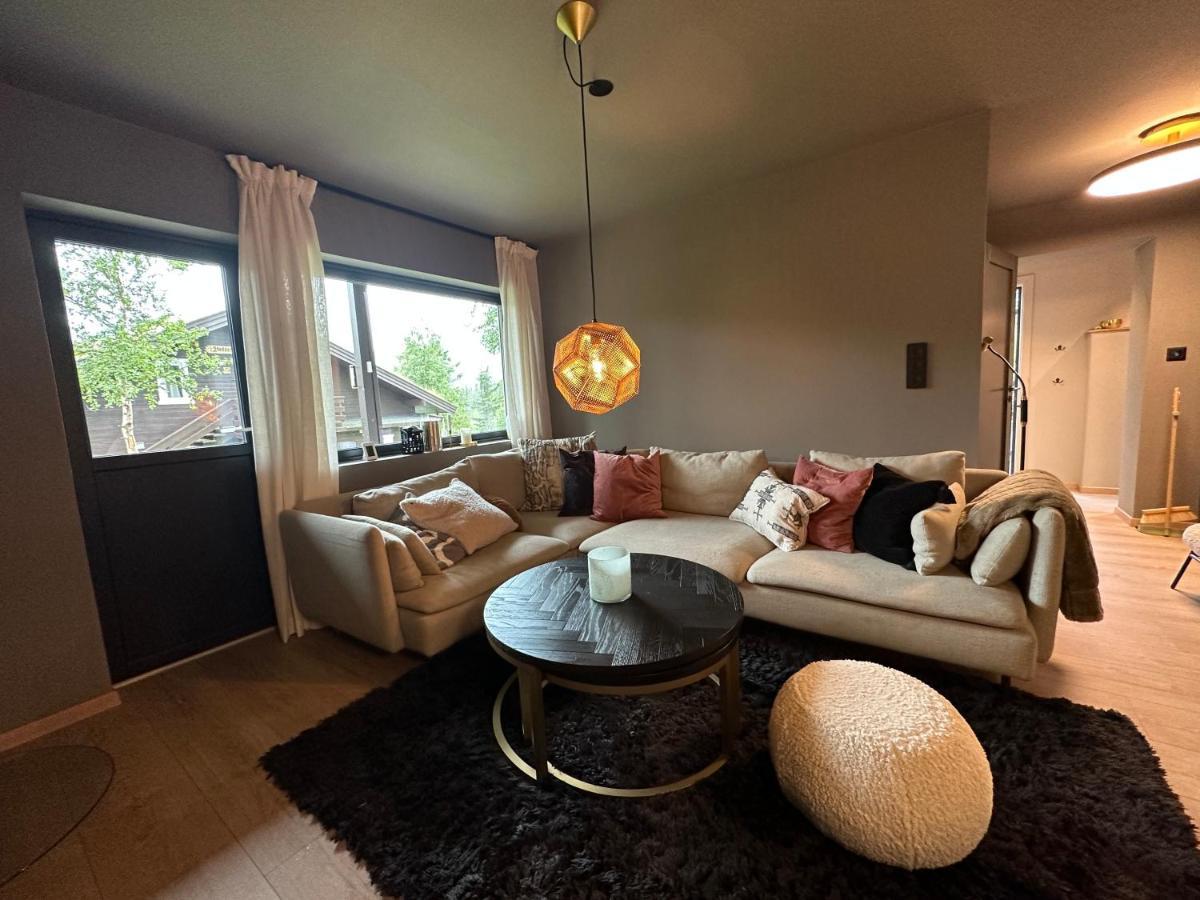 Inn/out - 4-room W/3 Bedroom